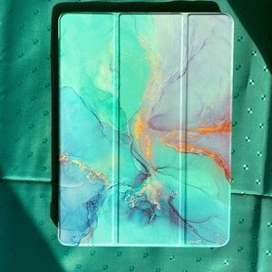 iPad Case 10.2” with Pencil Holder